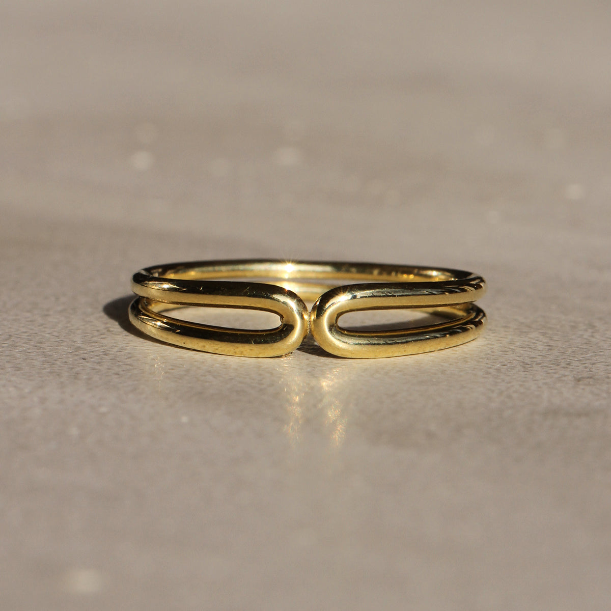 Double loop ring discount