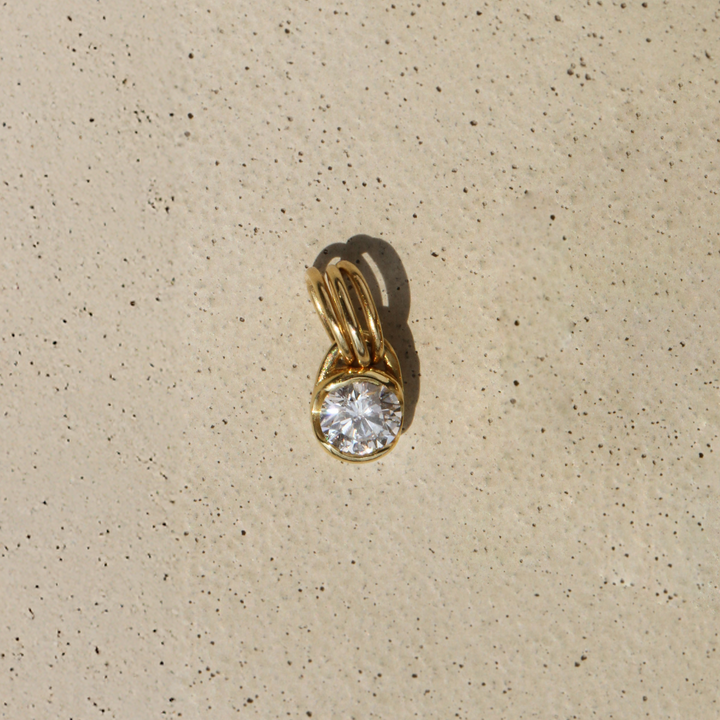 Poppy Bezel - Diamond Charm