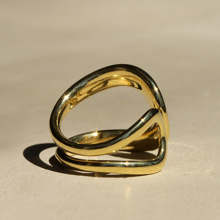Mega Loop Ring with Diamonds
