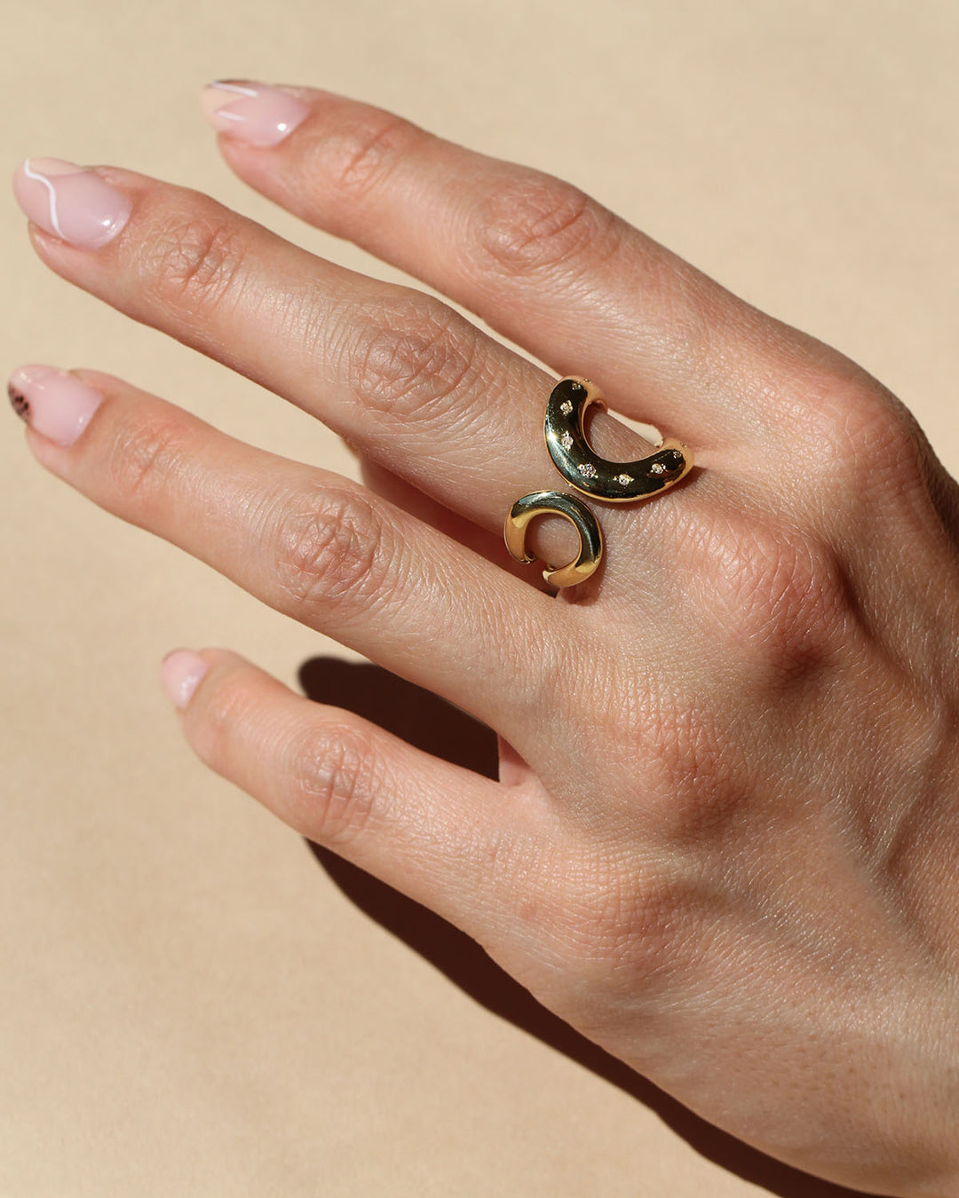 Mega Loop Ring with Diamonds