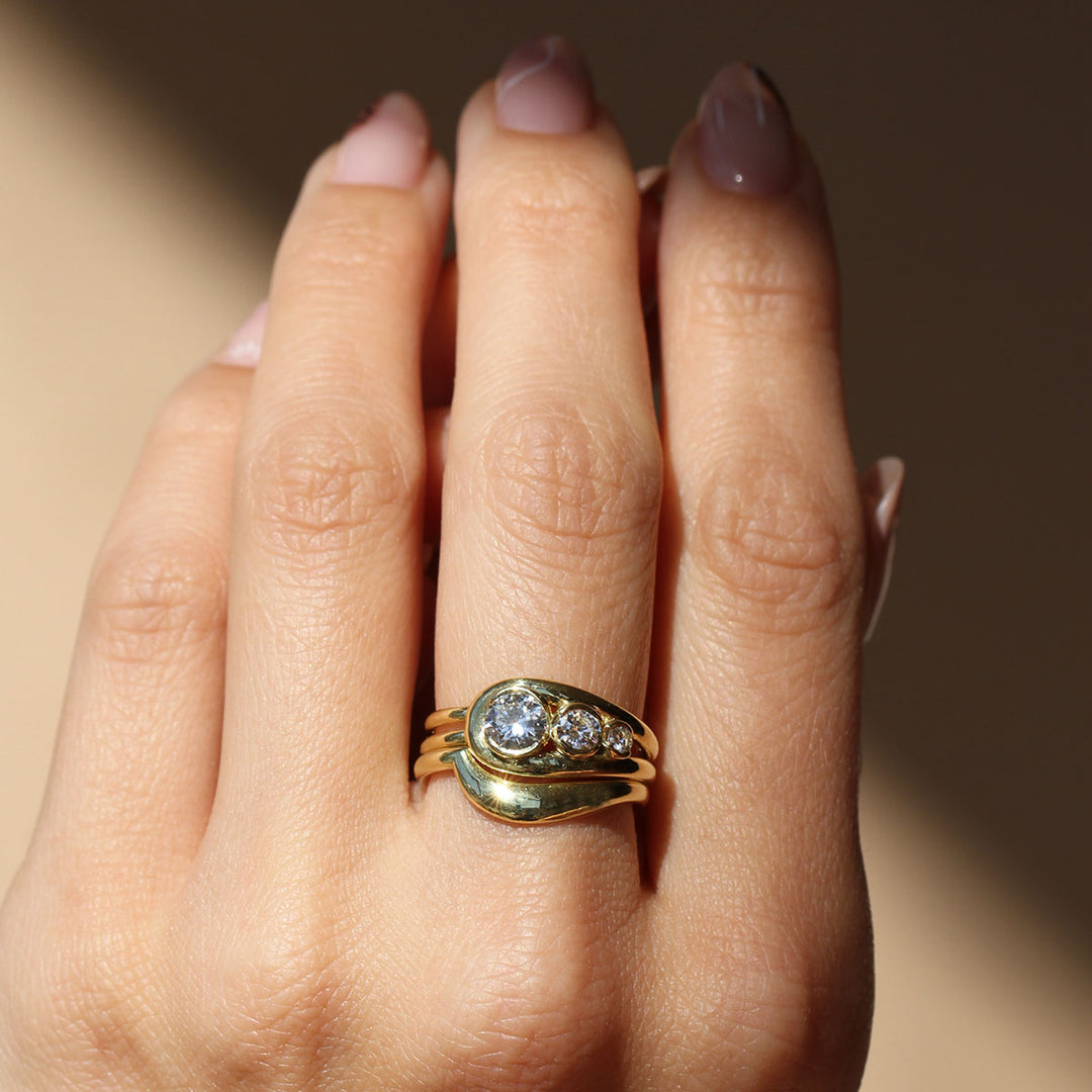 Loop Ring - Three-Stone