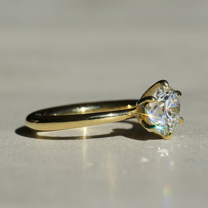 Six-Prong - Round Solitaire