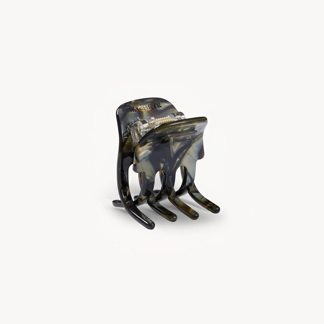 Mini Claw in Midnight Horn