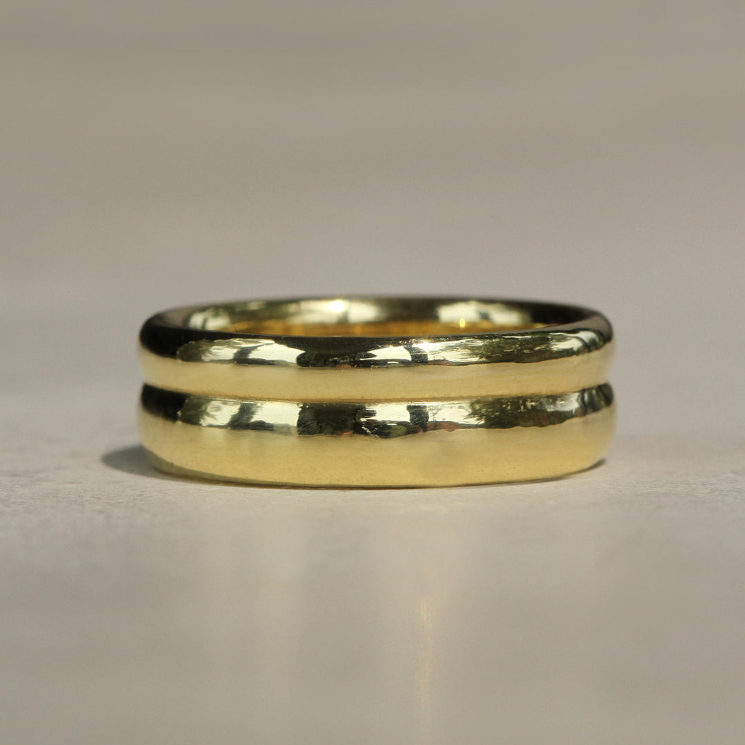 Sophie Hughes Duo Band in 18k Yellow Gold