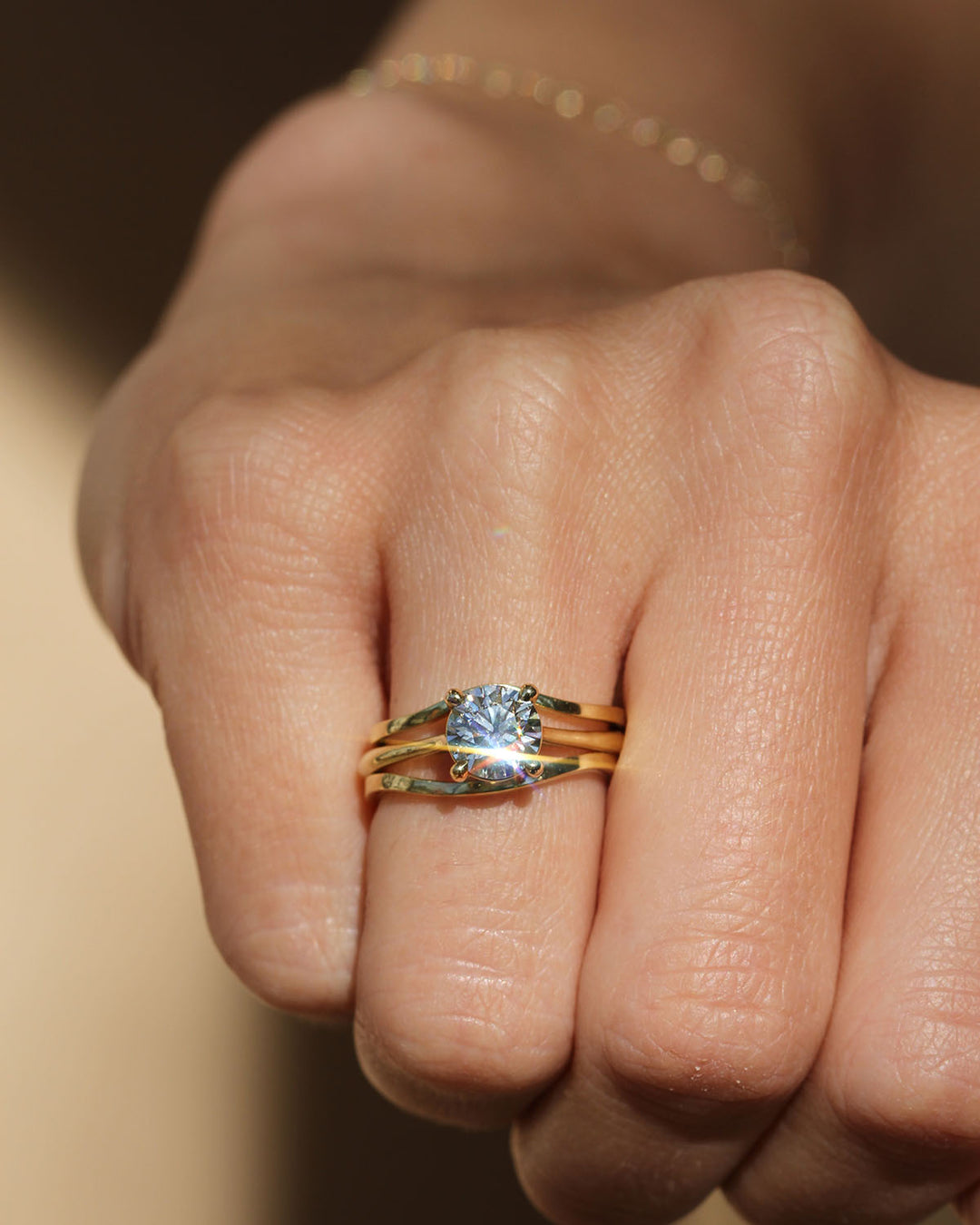 Iris - Round Solitaire