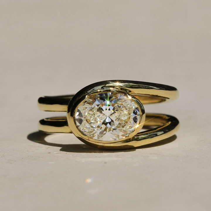 Loop Ring - East-West Oval