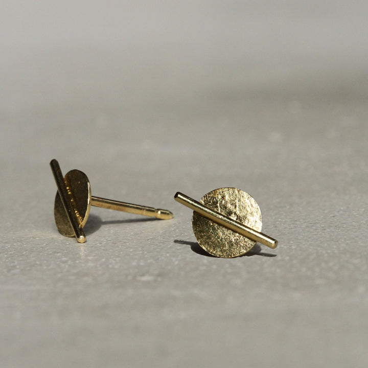 Saturn Studs