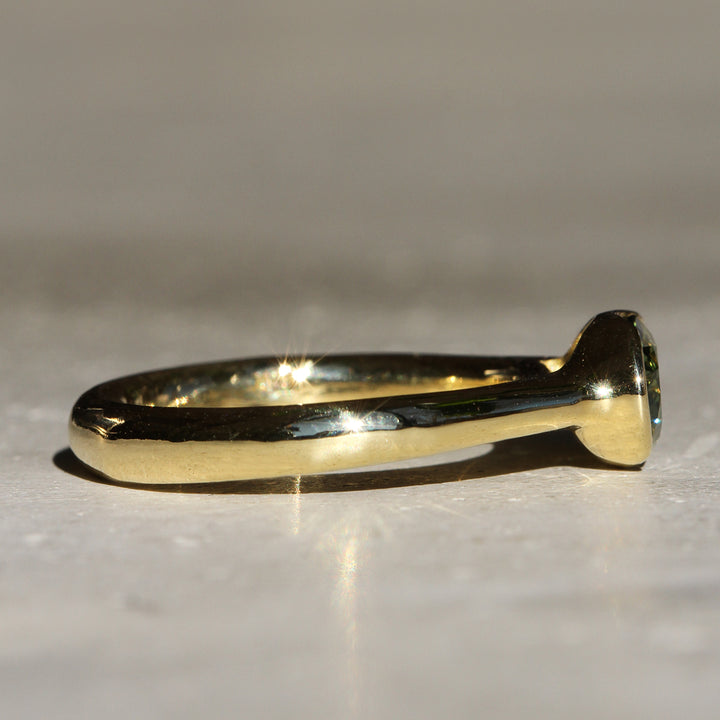 Poppy Bezel - Green Sapphire Lofted Solitaire