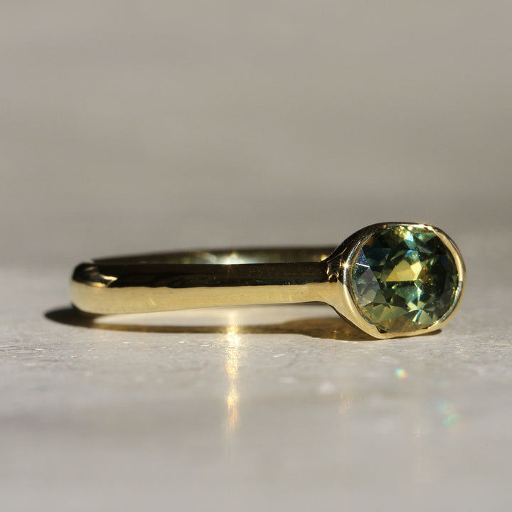 Poppy Bezel - Green Sapphire Lofted Solitaire