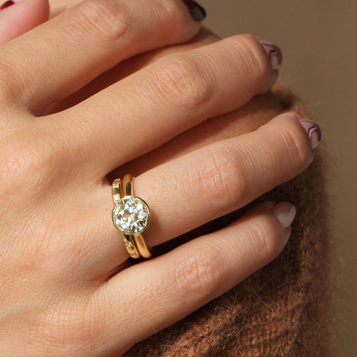 Poppy Bezel - Old Euro Lofted Solitaire (2ct)