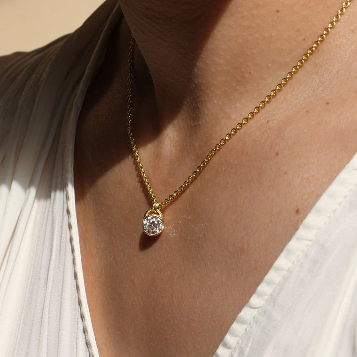 Poppy Bezel - Diamond Necklace