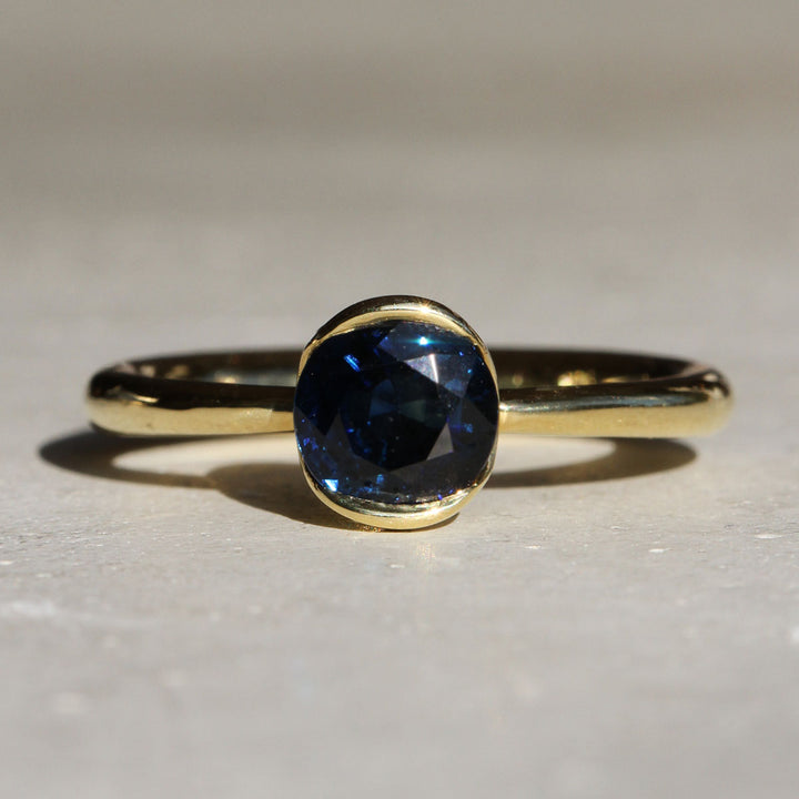 Poppy Bezel - Sapphire Solitaire