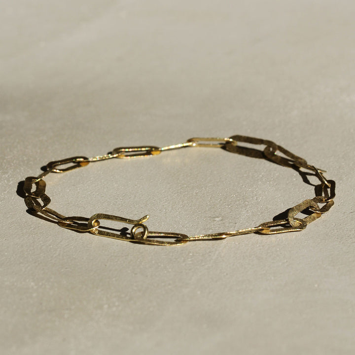Thin Link Chain Bracelet