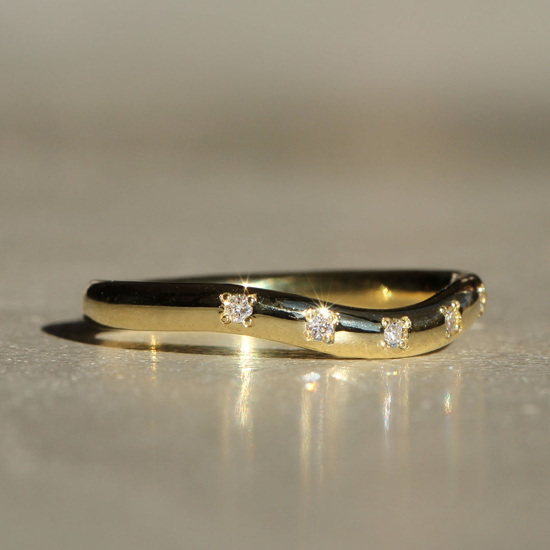 Shallow Curved Sprinkle Diamond Band