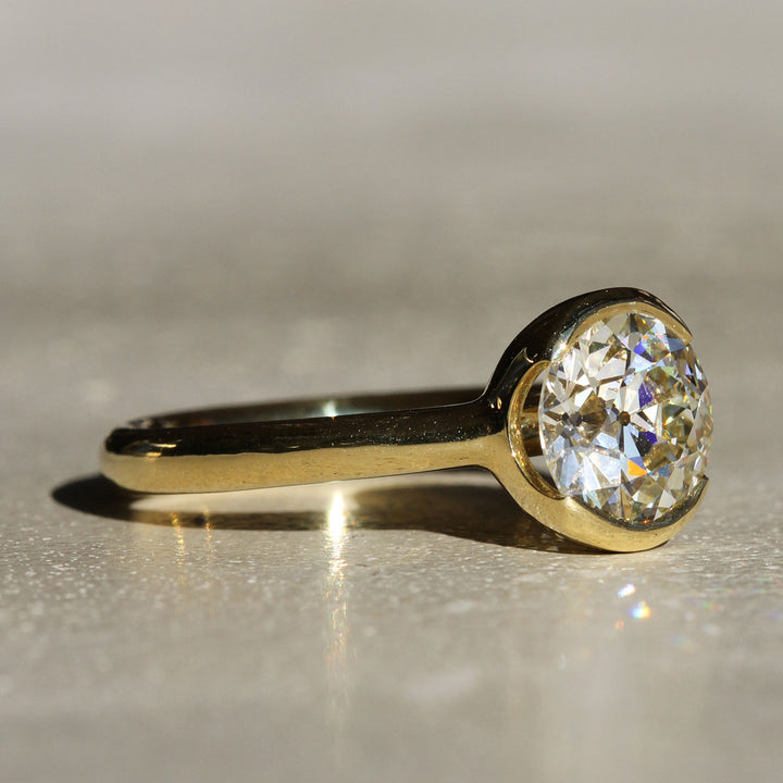 Poppy Bezel - Old Euro Lofted Solitaire (2ct)