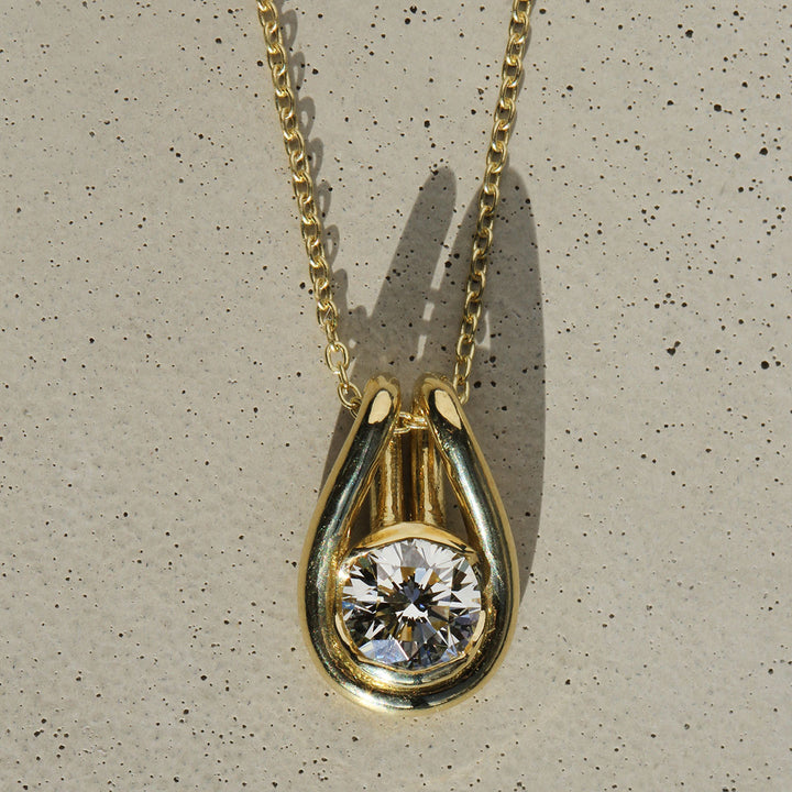 Loop - Diamond Pendant
