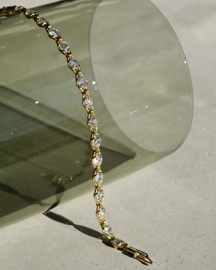 Poppy Bezel - Old Euro Tennis Bracelet