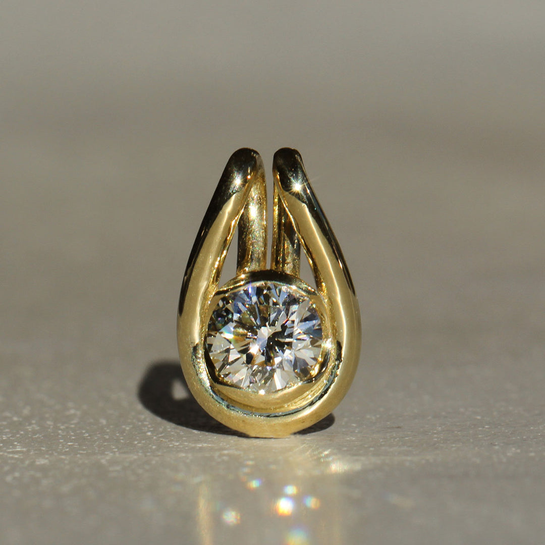 Loop - Diamond Pendant