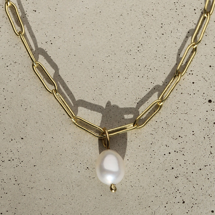 Pearl Charm