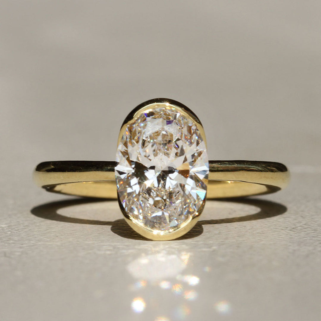 Poppy Bezel - Oval Solitaire (2ct)
