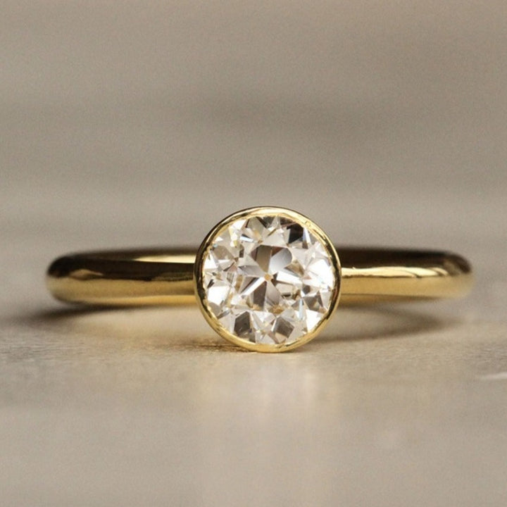 Tulip Bezel - Old Euro Solitaire