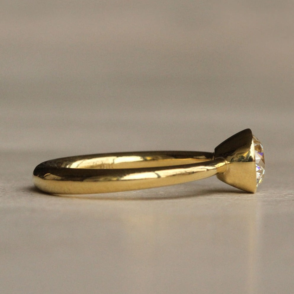 Tulip Bezel - Old Euro Solitaire
