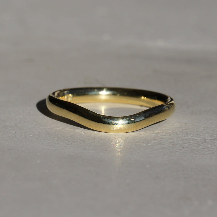 Shallow Curved Plum Band