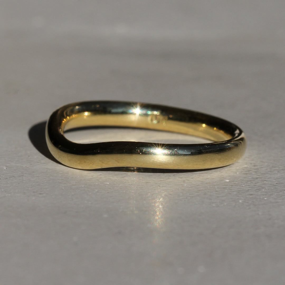 Shallow Curved Plum Band