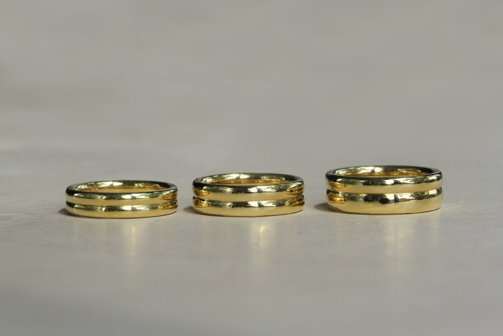 Sophie Hughes Duo Bands in 18K Yellow Gold, shown in the three available widths