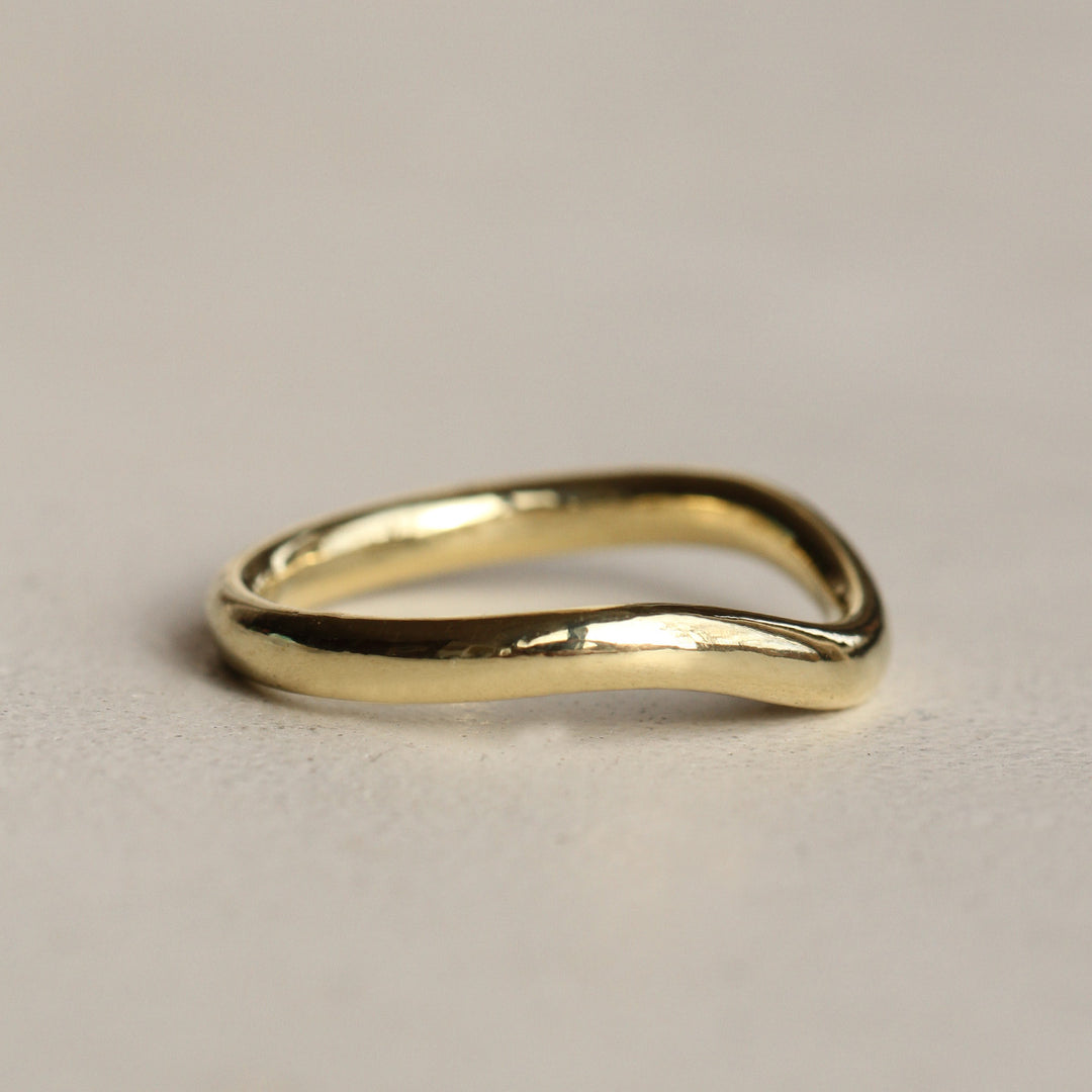 Curved Plum Band