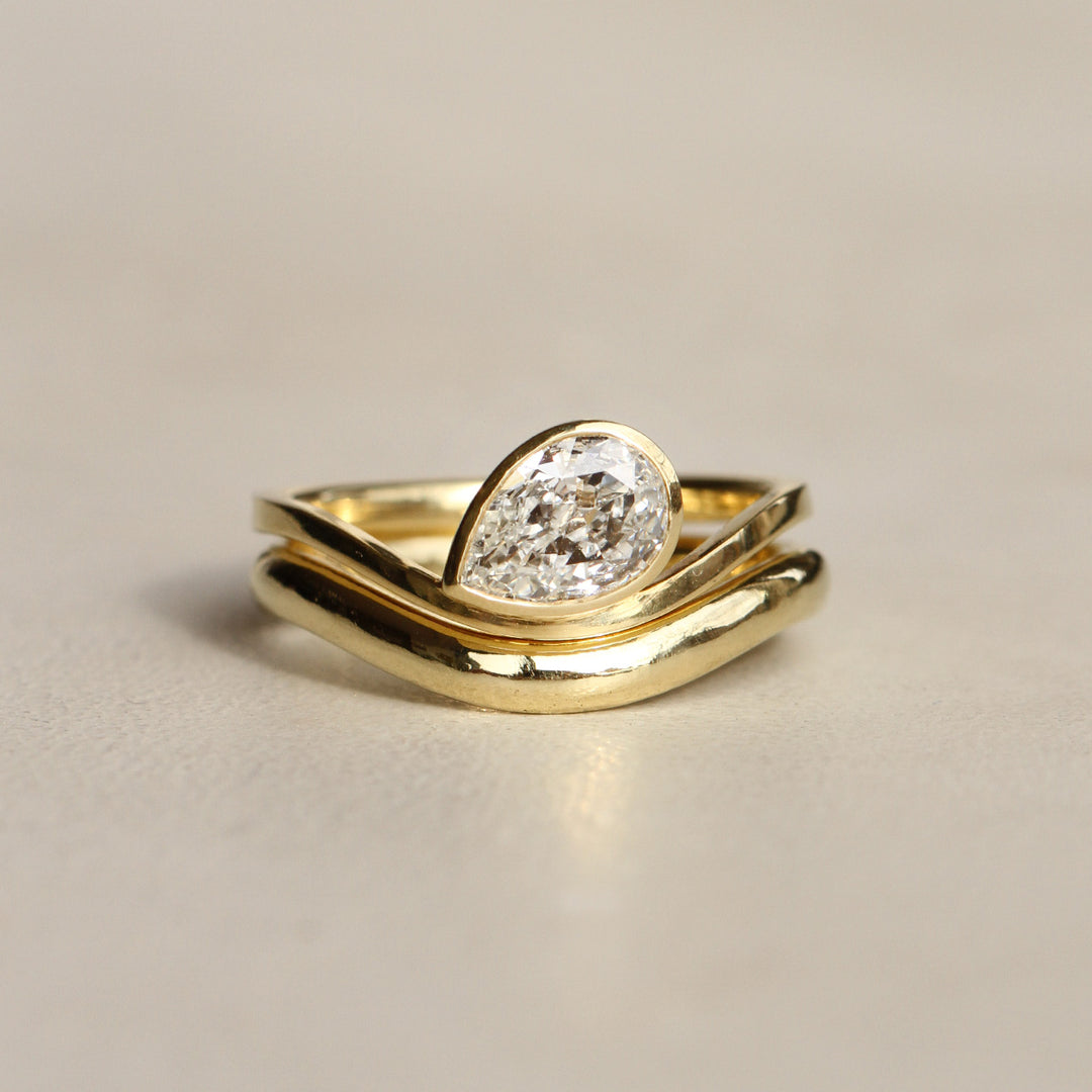 Curved Plum Band