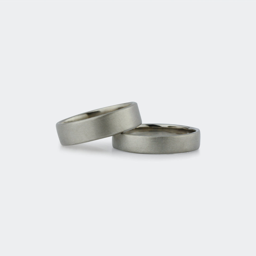Hammered Flat Band