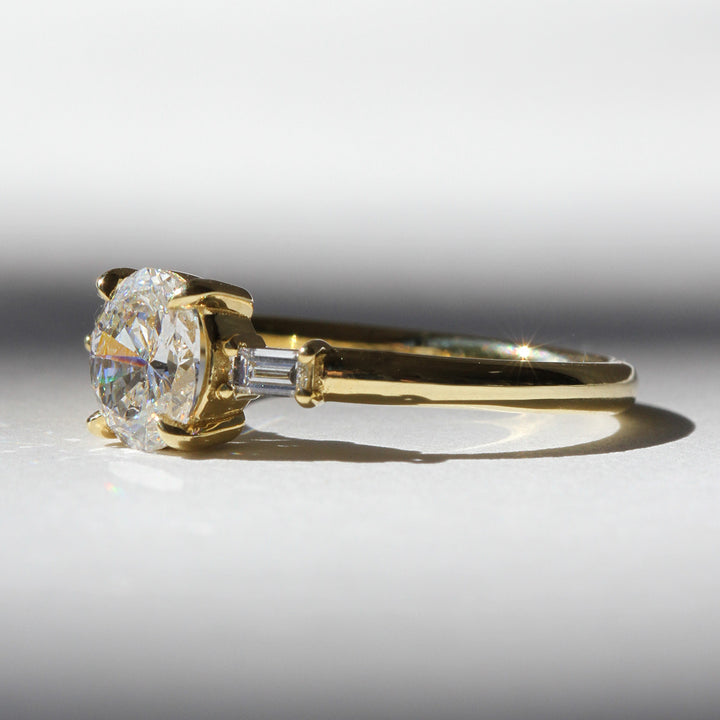 Composition Ring - Oval