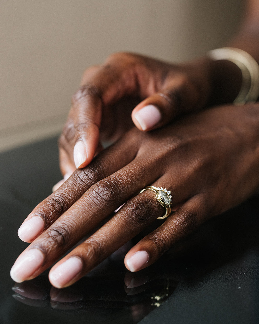 Arch - Marquise Solitaire